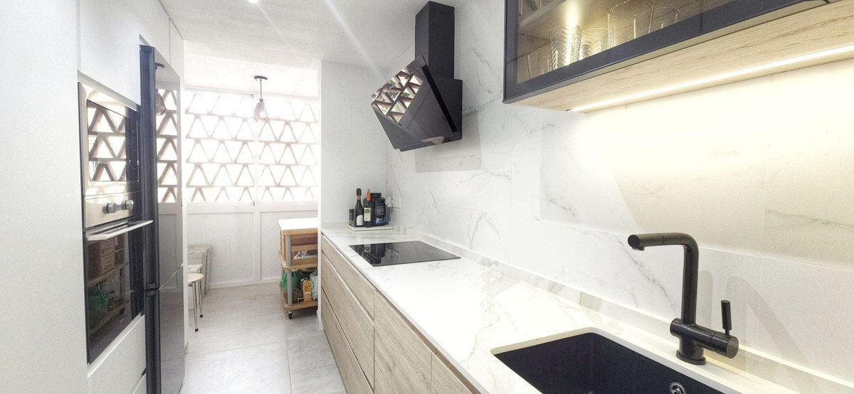 d970d1d1646cd0b85f4f9d86eb973bba - 10