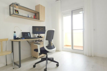 d970d1d1646cd0b85f4f9d86eb973bba - 18