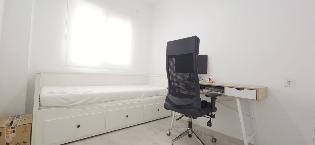 d970d1d1646cd0b85f4f9d86eb973bba - 21