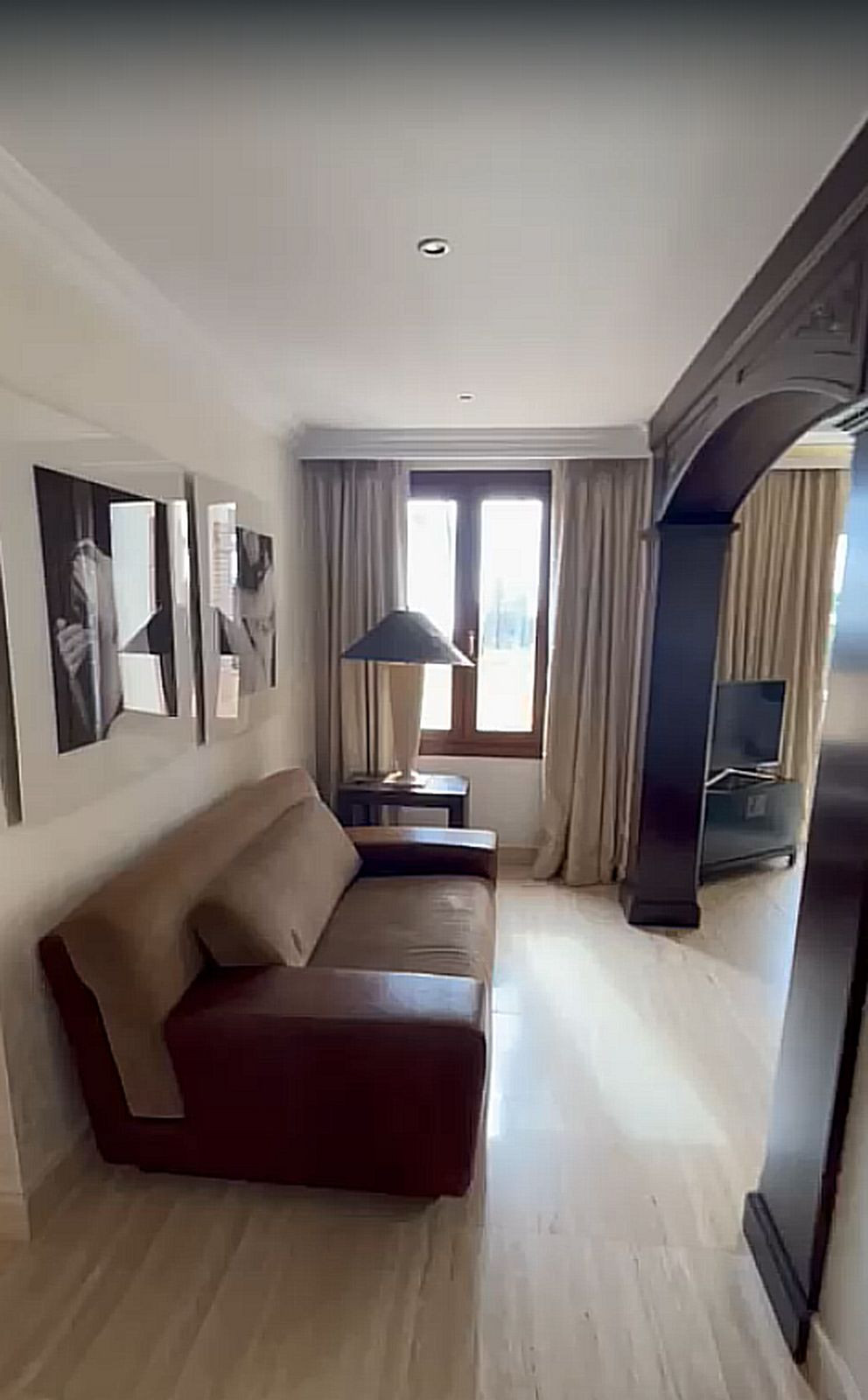 d971c8d52f91364fcb88e7f8aeba4fbb - 8