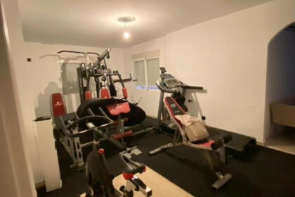 da7bccefd04646da0df28583eba40087 - 12