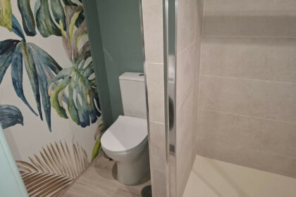 dae5d7c5ba466b6780109805bf2ad028 - 11