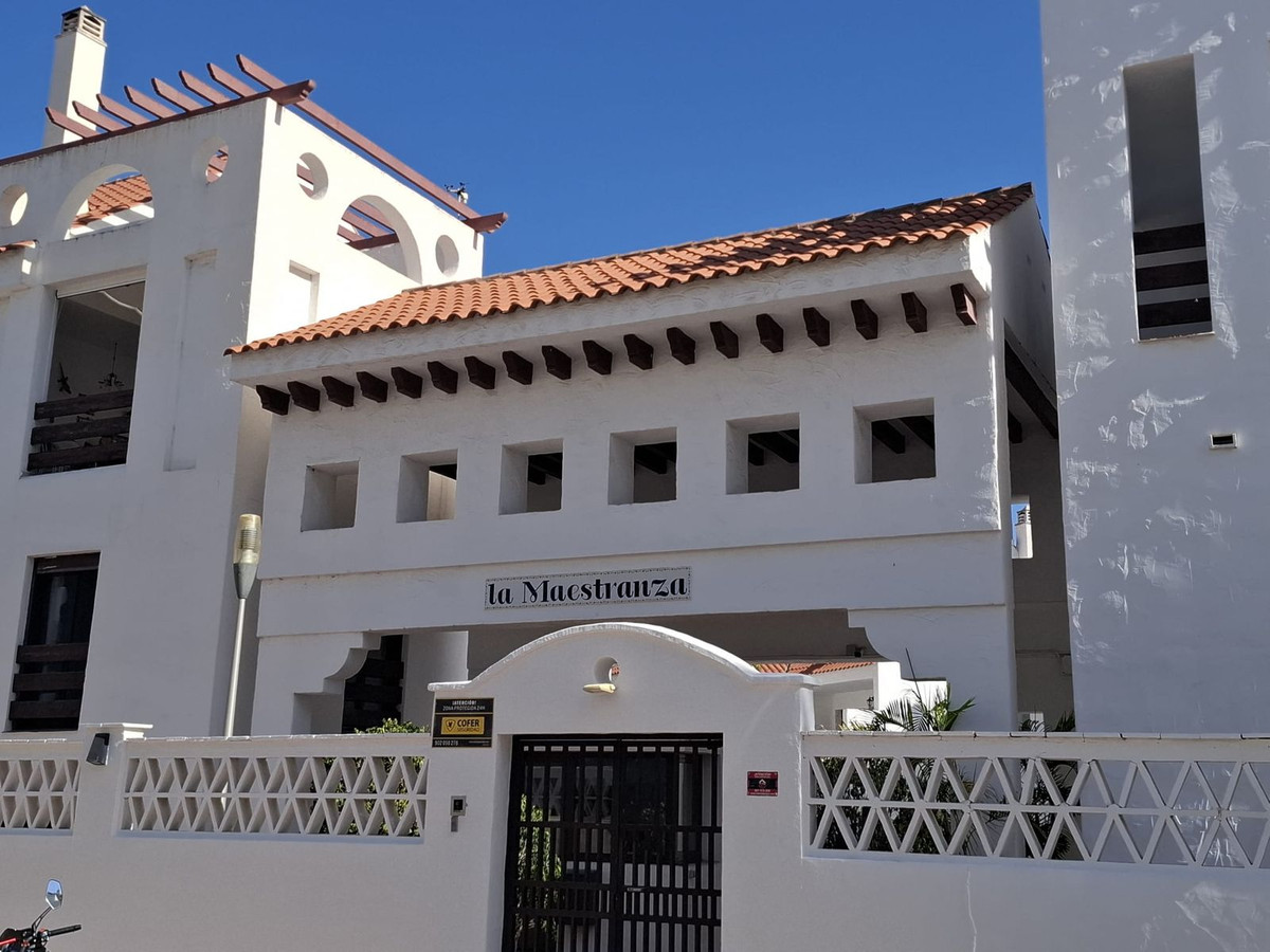 dae5d7c5ba466b6780109805bf2ad028 - 26