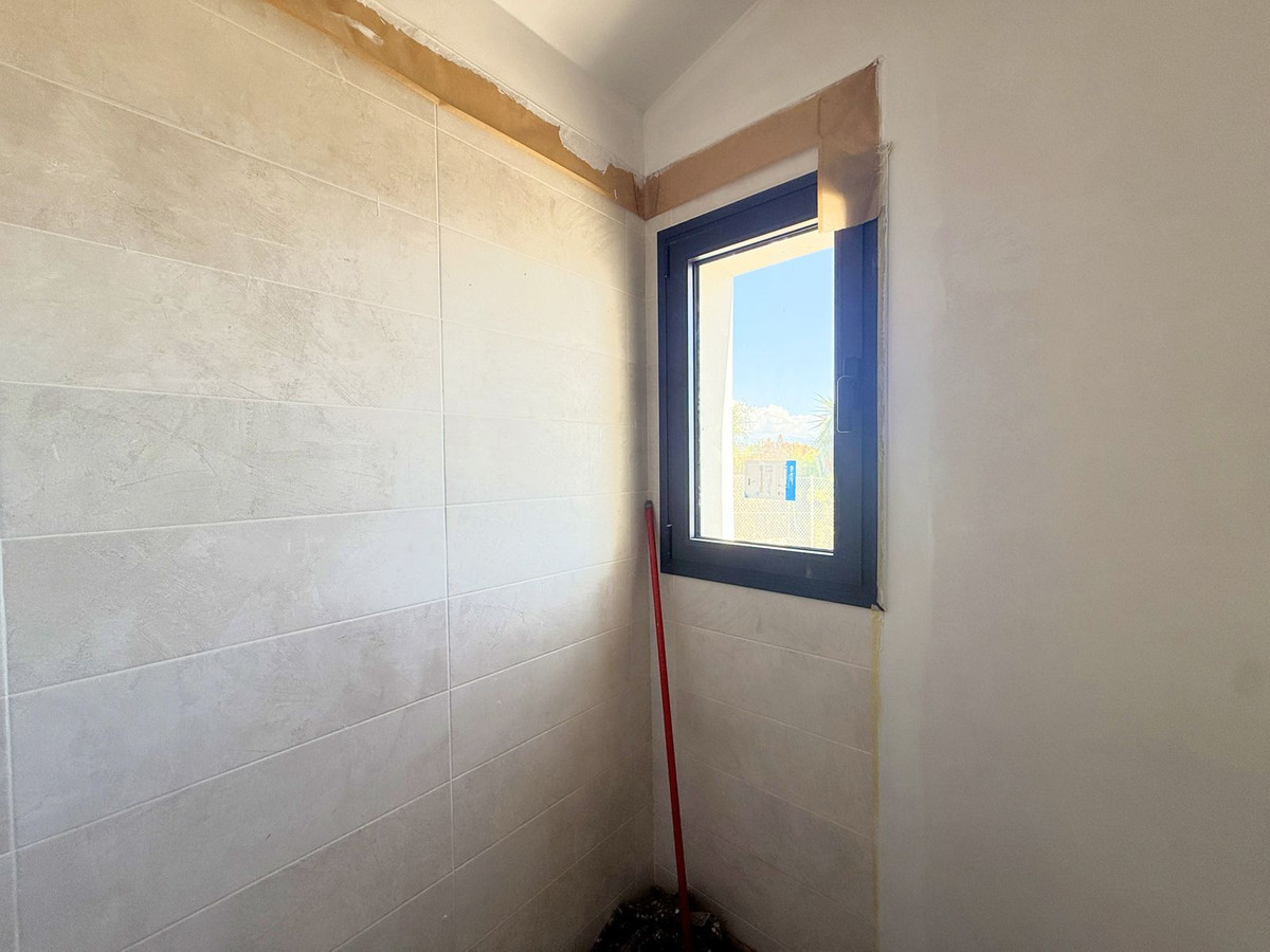 daf8756f310ab6590aee6dc86c8903eb - 27