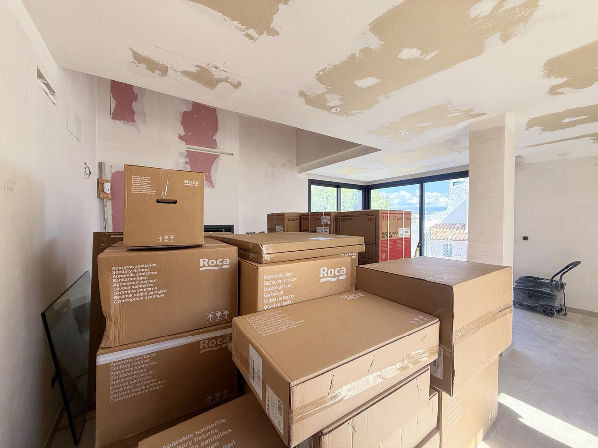 daf8756f310ab6590aee6dc86c8903eb - 33