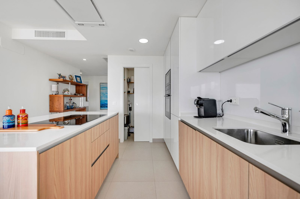 db13319213506671c7d3358b07fadbdb - 22