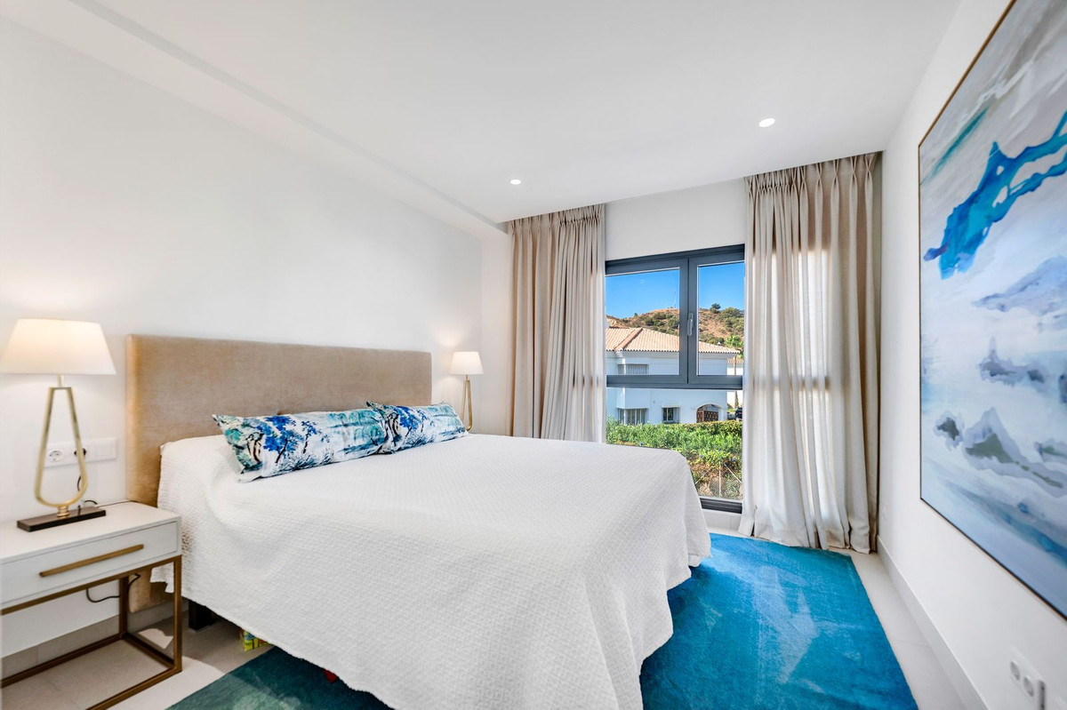 db13319213506671c7d3358b07fadbdb - 27