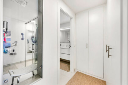 db13319213506671c7d3358b07fadbdb - 30