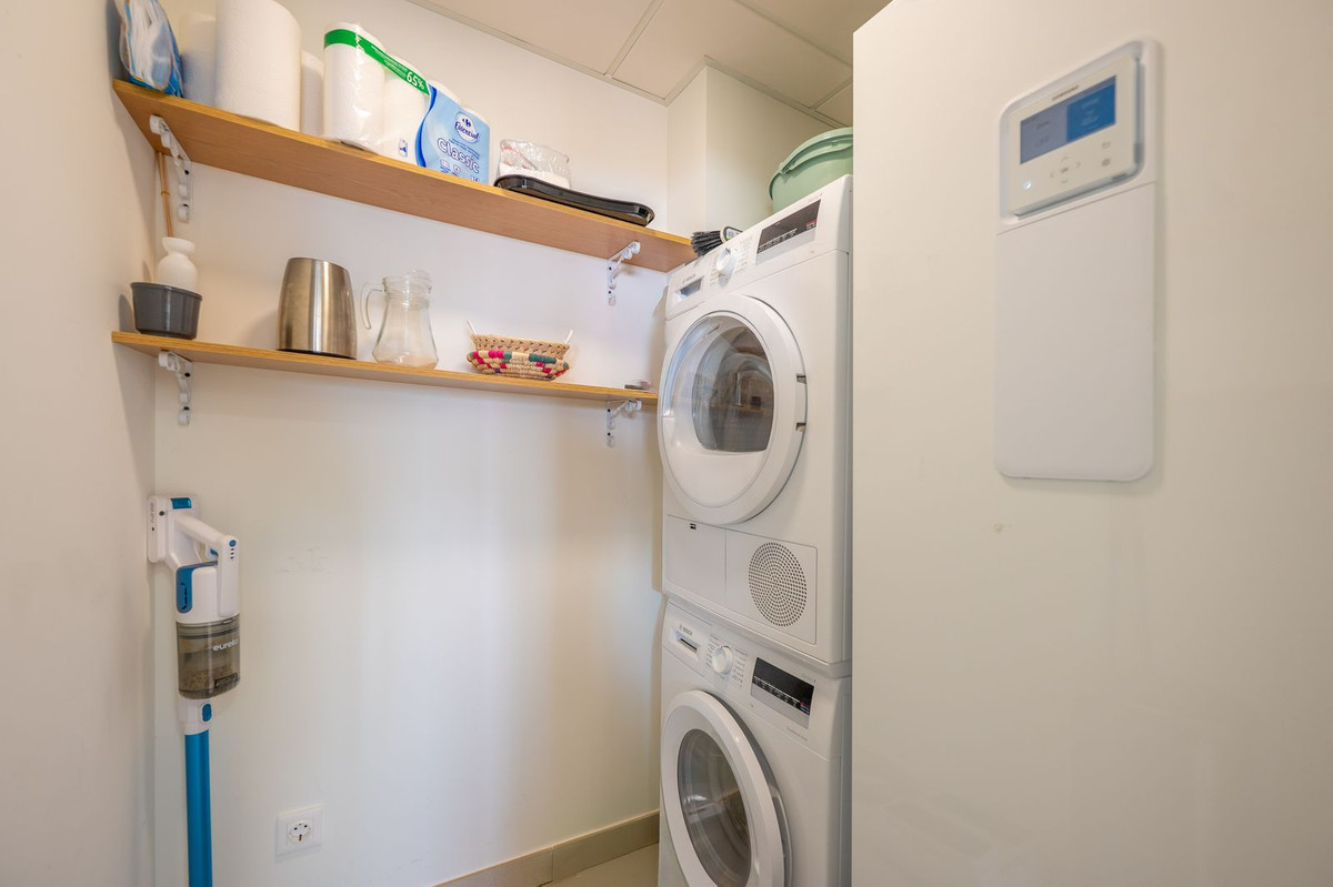 db13319213506671c7d3358b07fadbdb - 50