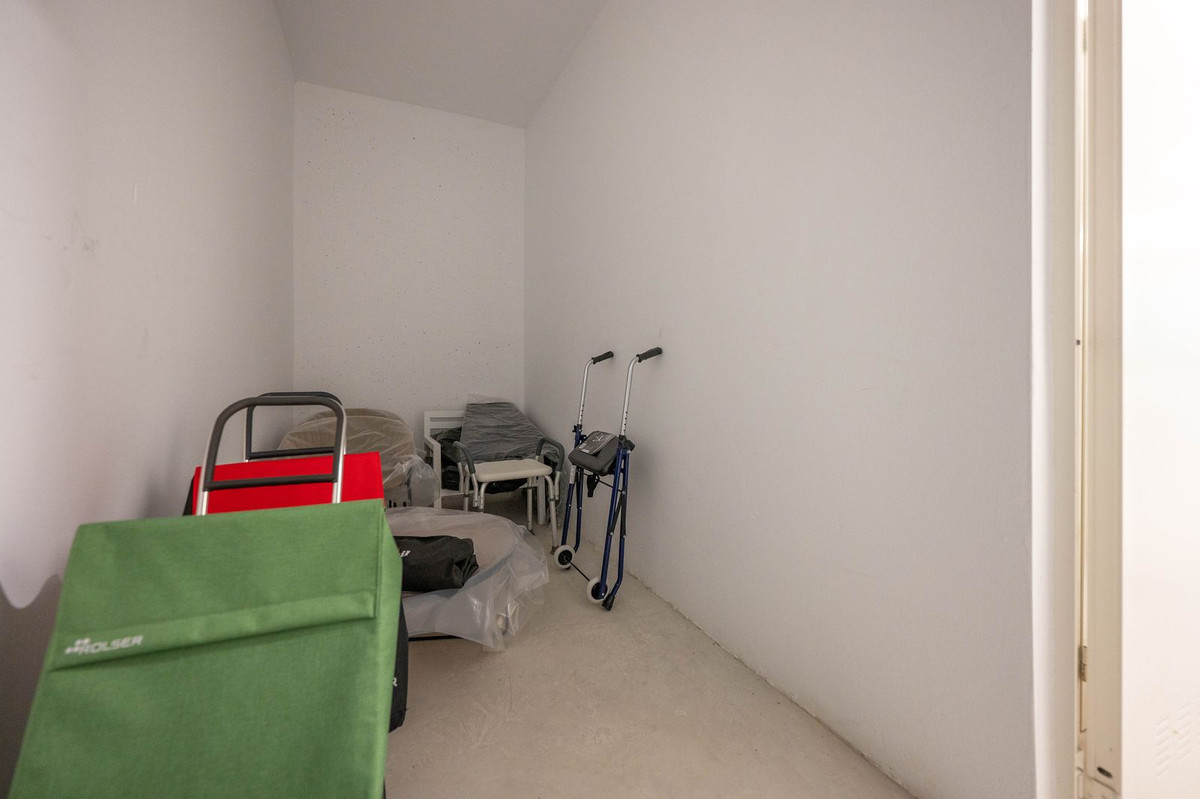 db13319213506671c7d3358b07fadbdb - 60