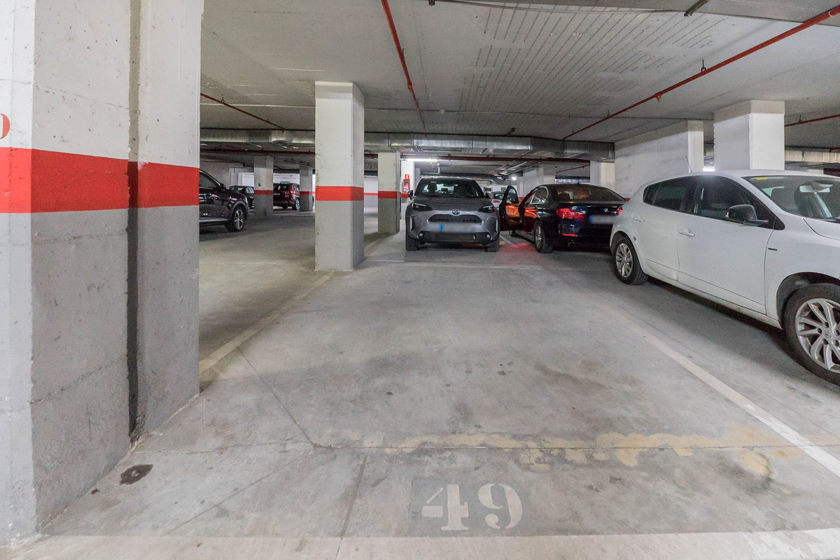 db37684e8f8179ec55c0201dc176301b - 17