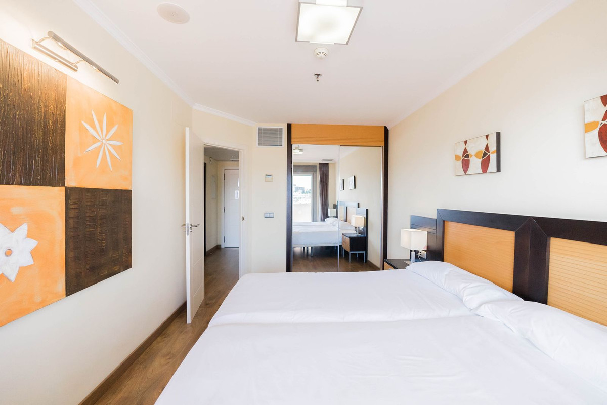 db37684e8f8179ec55c0201dc176301b - 7