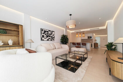 db4ec579611ca3fdbabf01c1bf3c9f94 - 1