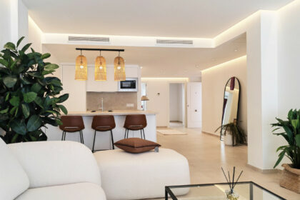 db4ec579611ca3fdbabf01c1bf3c9f94 - 2