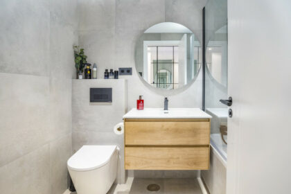 db50a11e955c8279ff8c1147f6651450 - 11