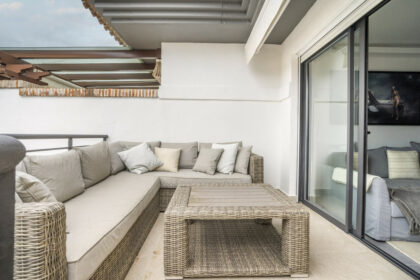 db50a11e955c8279ff8c1147f6651450 - 12