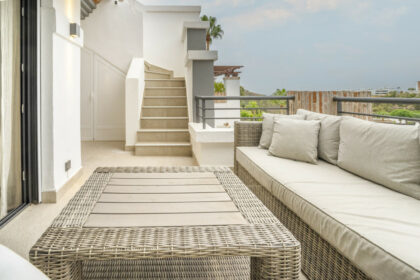 db50a11e955c8279ff8c1147f6651450 - 7