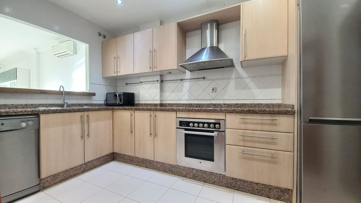 db5c1144bec3943d6a5a685ac38661e9 - 5