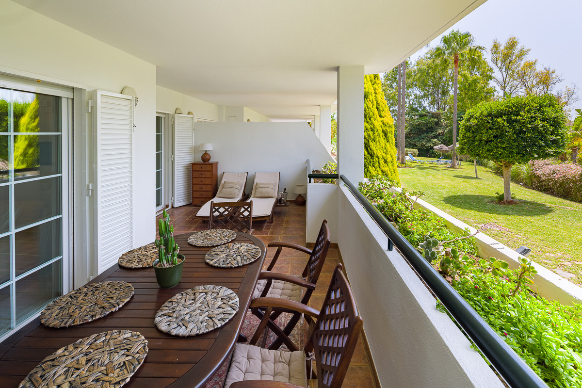 db9677b788bbeacef5423f998f4fd602 - 14