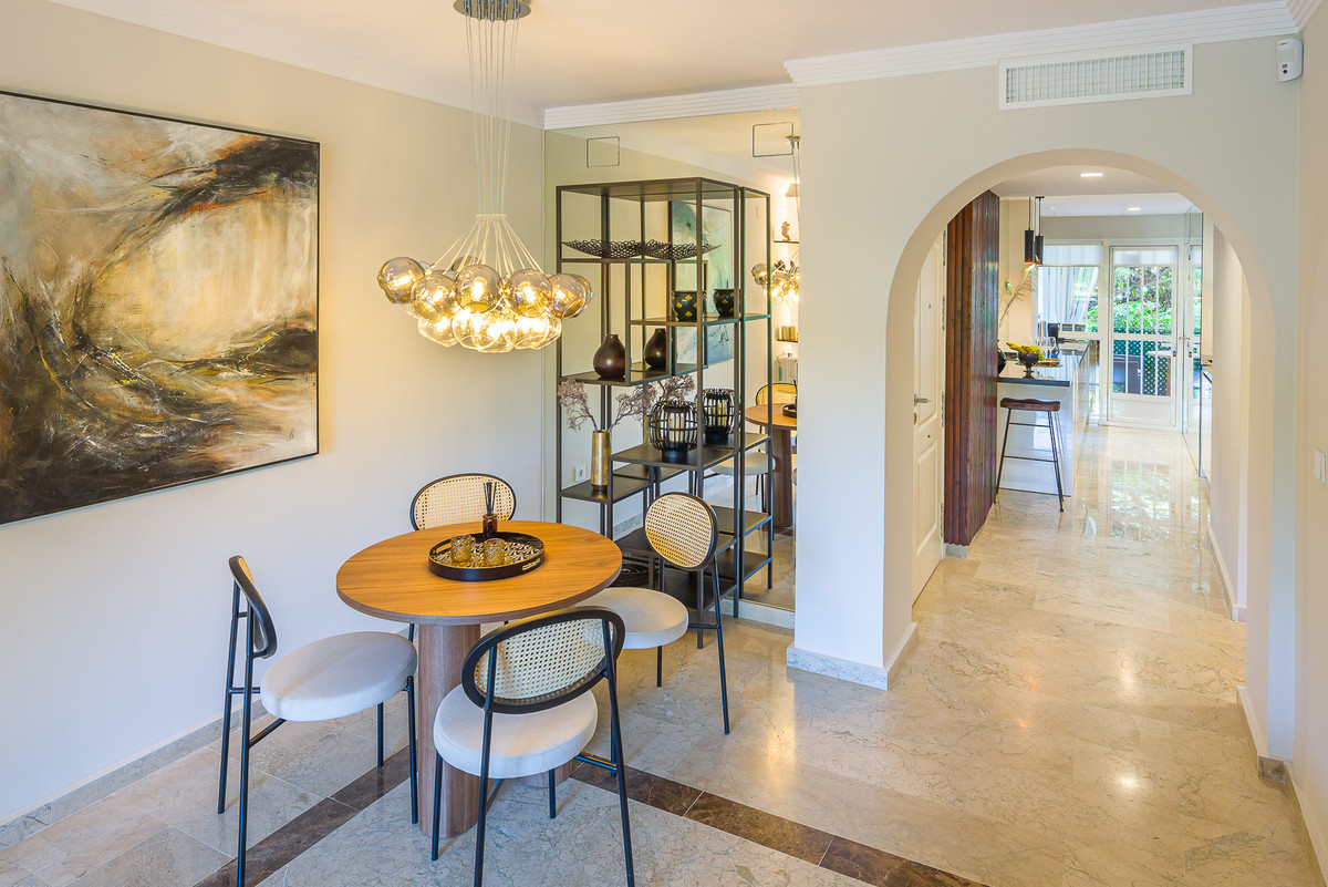 db9677b788bbeacef5423f998f4fd602 - 19