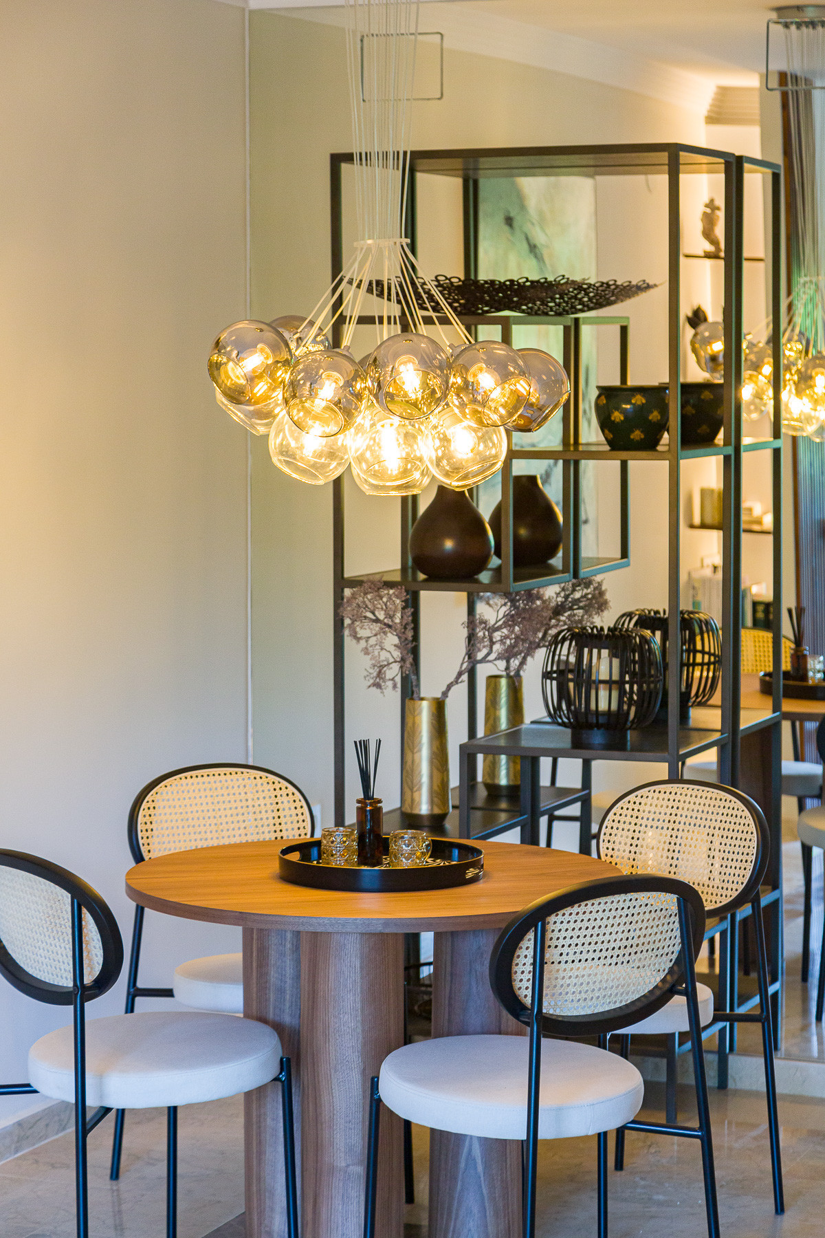 db9677b788bbeacef5423f998f4fd602 - 26