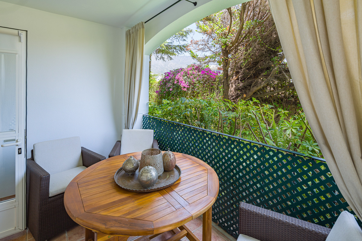 db9677b788bbeacef5423f998f4fd602 - 27