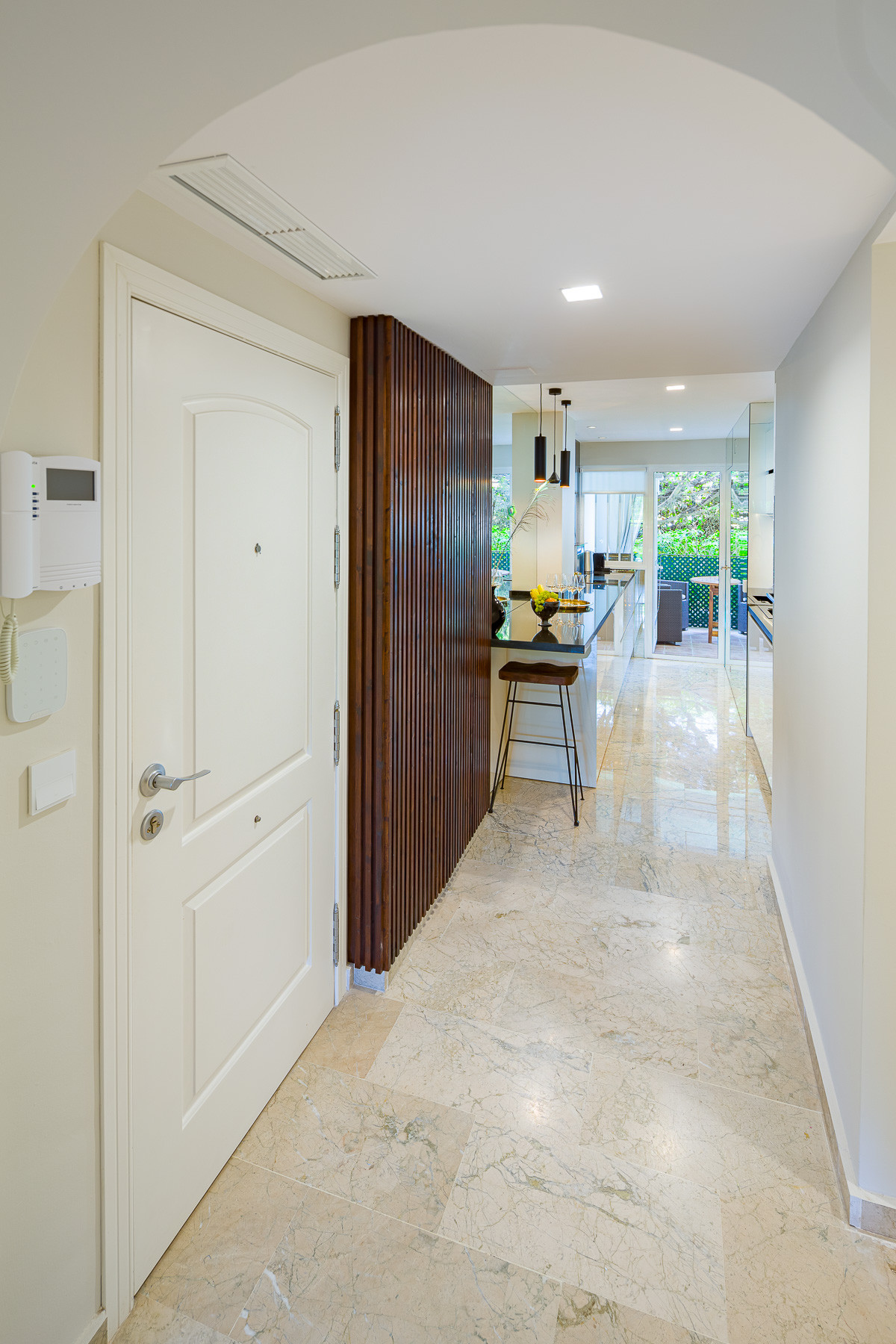 db9677b788bbeacef5423f998f4fd602 - 32