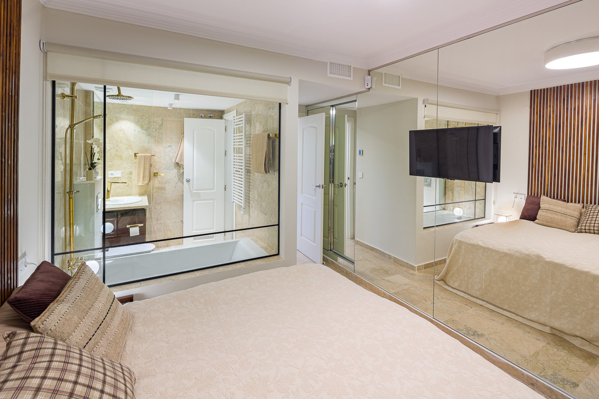 db9677b788bbeacef5423f998f4fd602 - 36