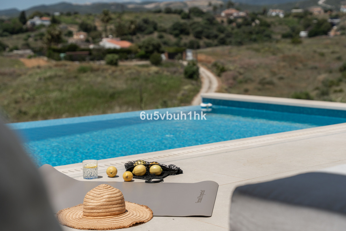 dc91bcda7f2b33ea6b225d526e5e1a80 - 34