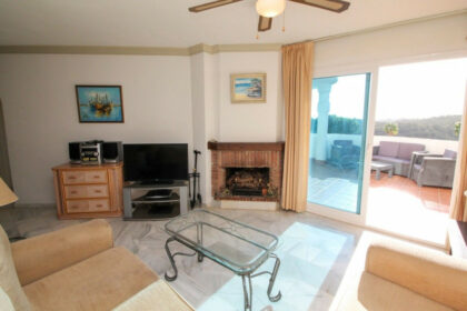 dca994b5b5bc17ecdb5ca3192178efdf - 9