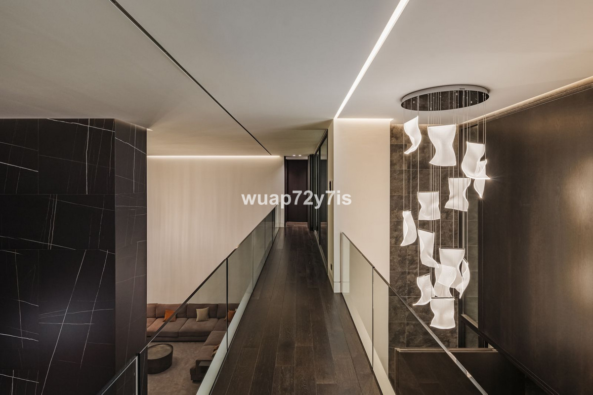 dcc6eb7bac06c6c8ccfc539cb26dfe6c - 21