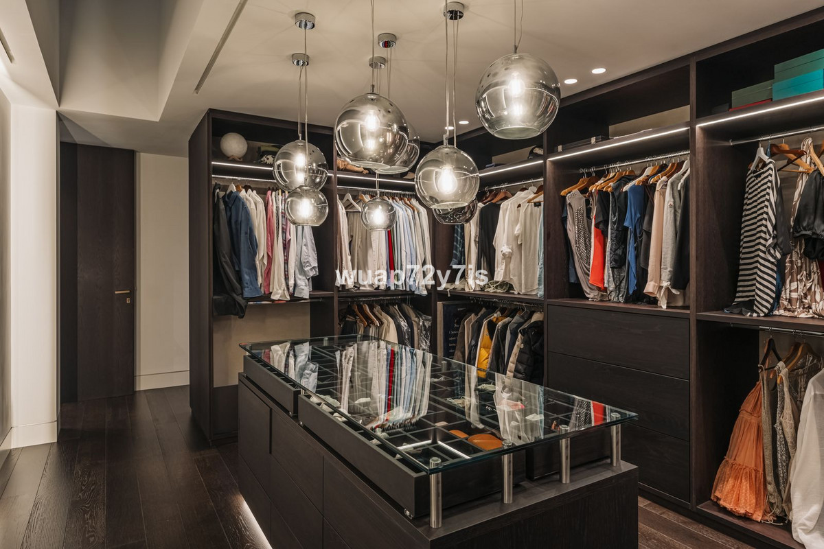 dcc6eb7bac06c6c8ccfc539cb26dfe6c - 23