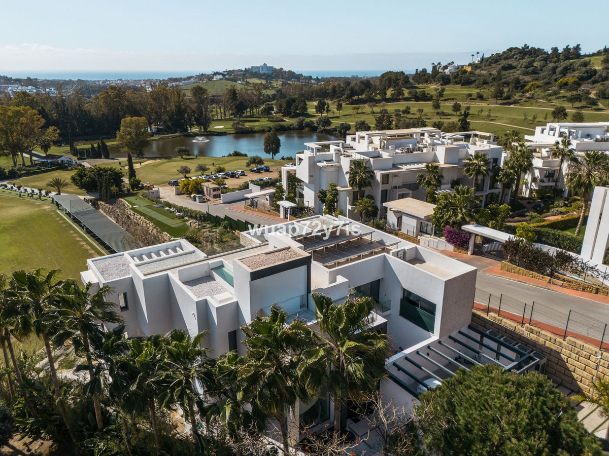 dcc6eb7bac06c6c8ccfc539cb26dfe6c - 53