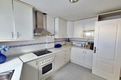 dd0e24ab147a15e924df19e0c5d35824 - 13