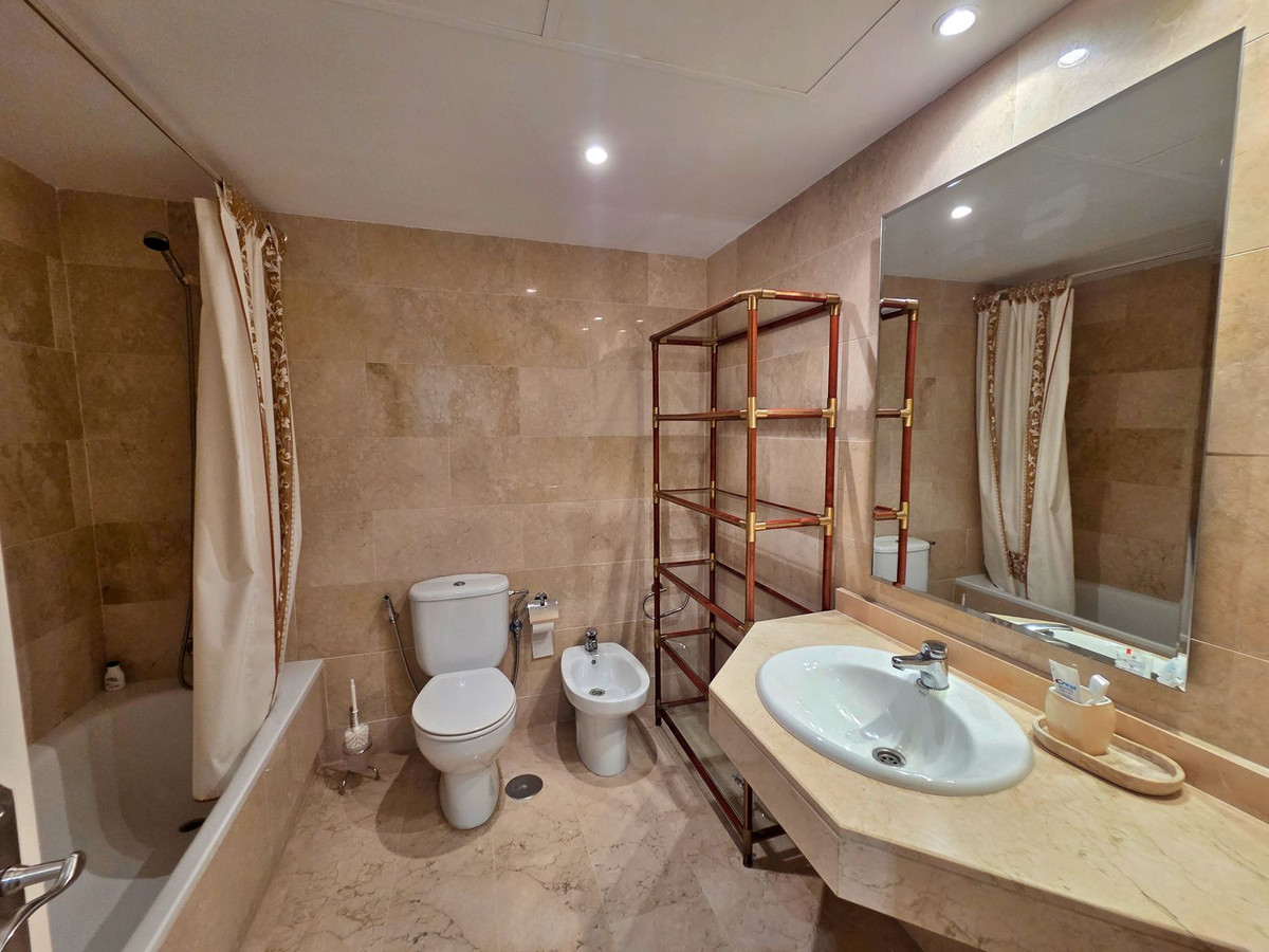 dd0e24ab147a15e924df19e0c5d35824 - 16