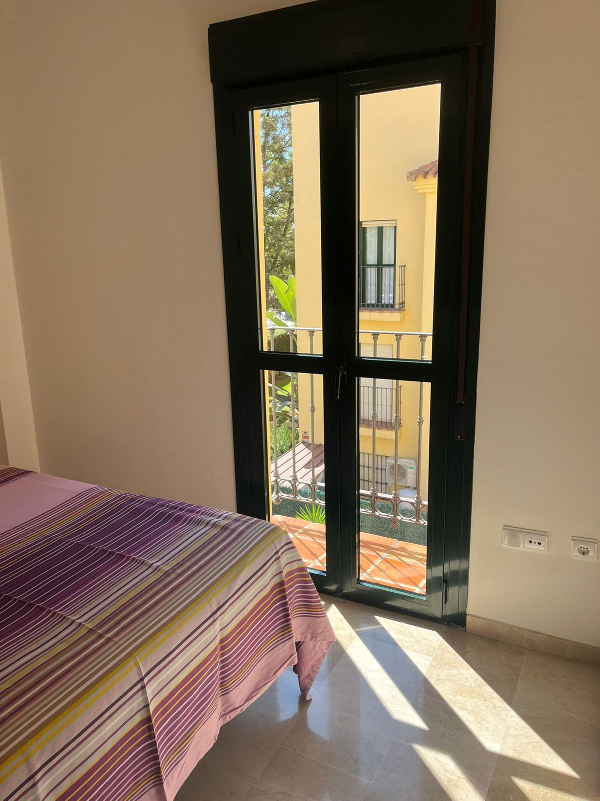 dd4627bdf2cc4e6e3f193064bbb40fe5 - 16