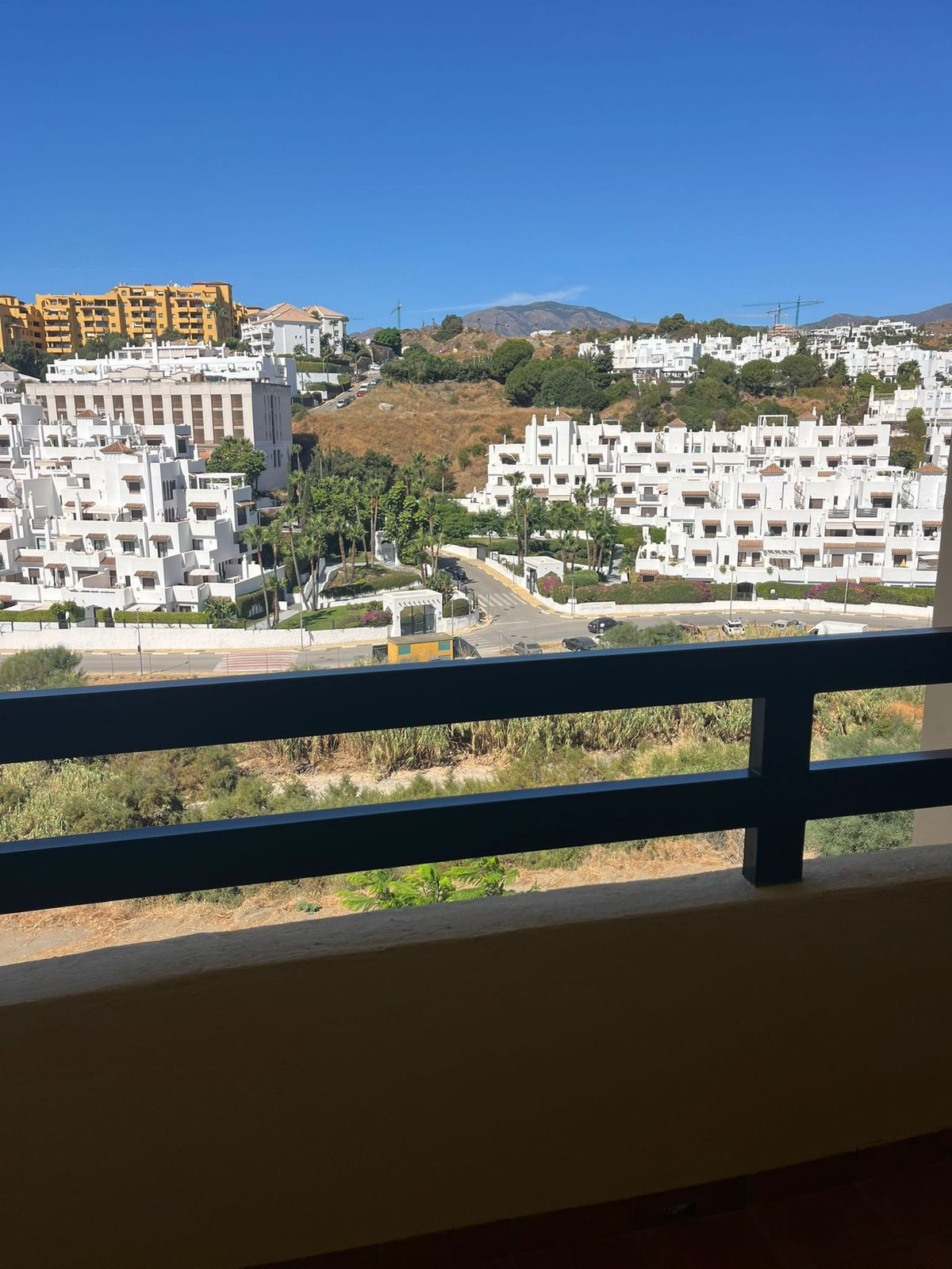 dd4627bdf2cc4e6e3f193064bbb40fe5 - 26