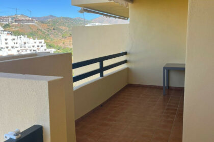 dd4627bdf2cc4e6e3f193064bbb40fe5 - 28