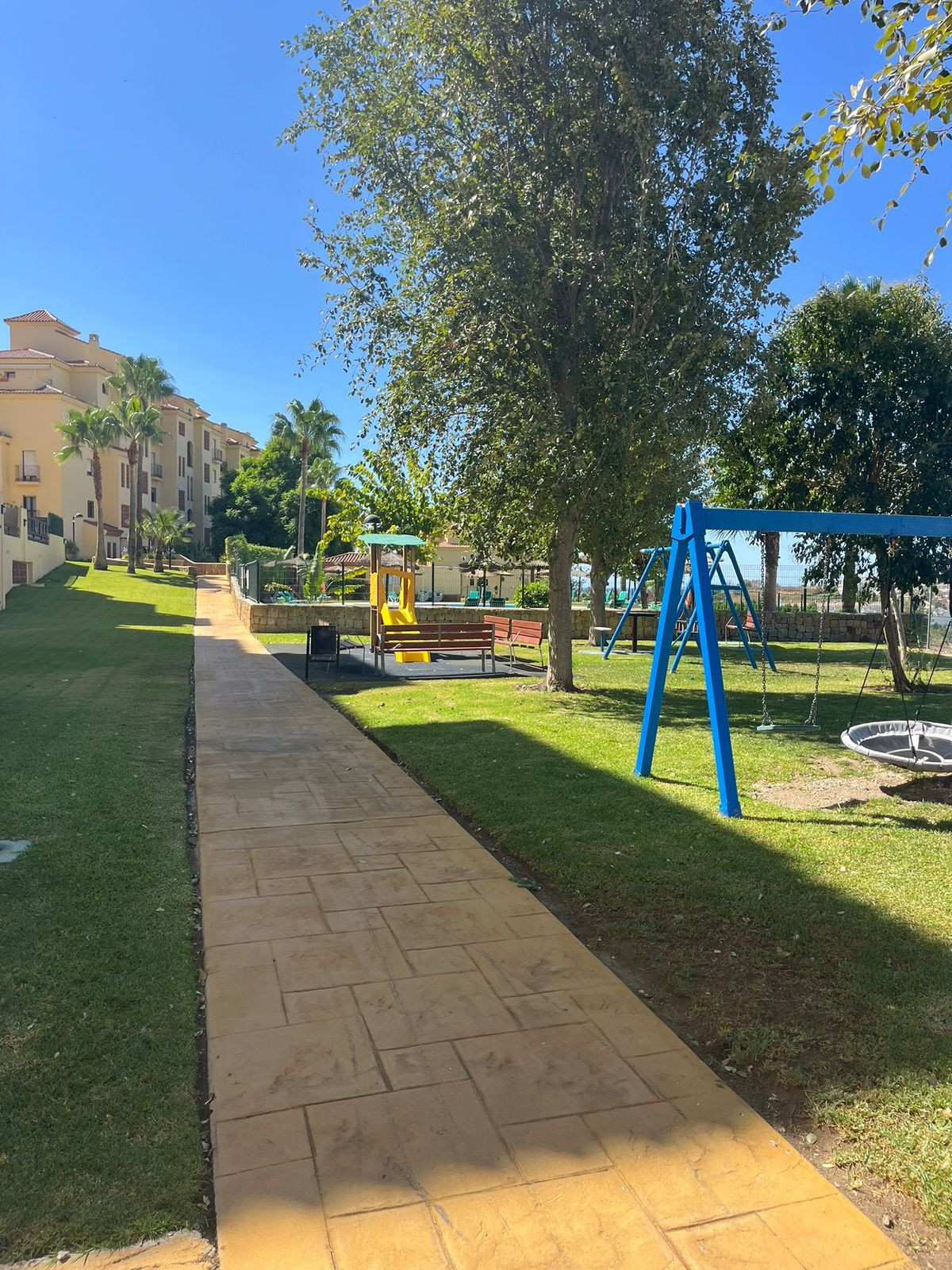 dd4627bdf2cc4e6e3f193064bbb40fe5 - 37