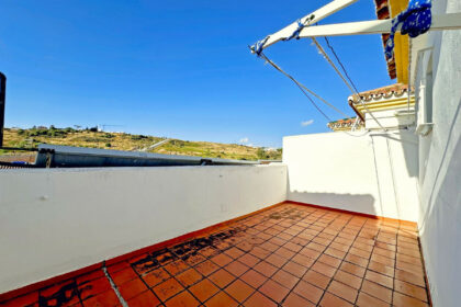 ddc74312444696afb153a747f3bbc9ab - 12