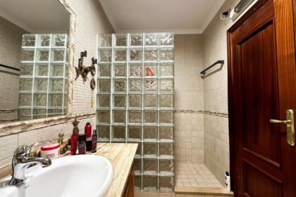 ddc74312444696afb153a747f3bbc9ab - 20