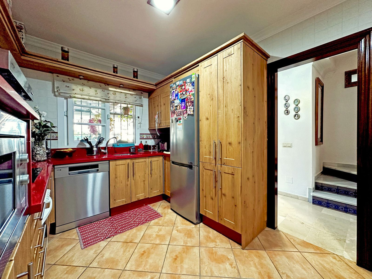 ddc74312444696afb153a747f3bbc9ab - 27