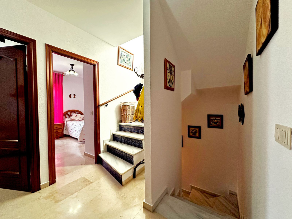 ddc74312444696afb153a747f3bbc9ab - 32