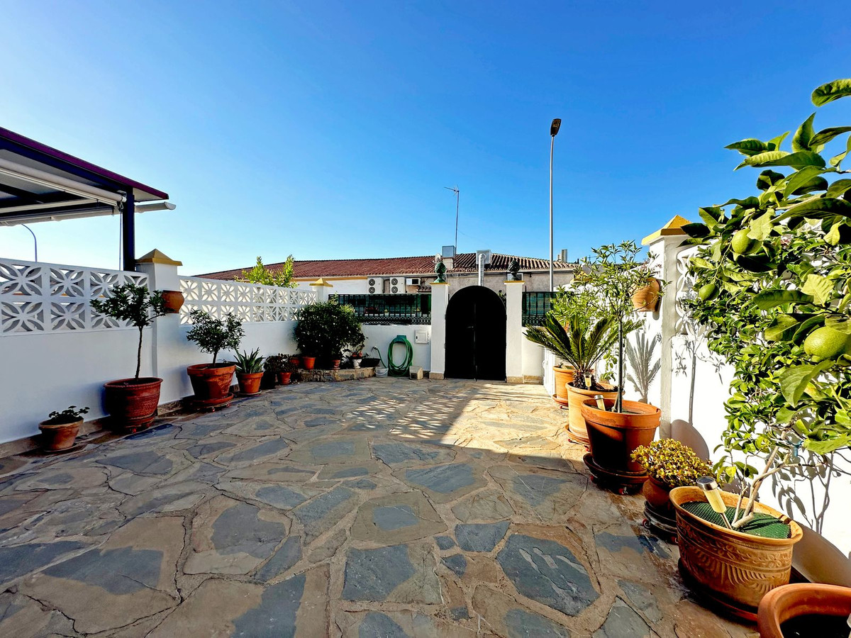 ddc74312444696afb153a747f3bbc9ab - 34