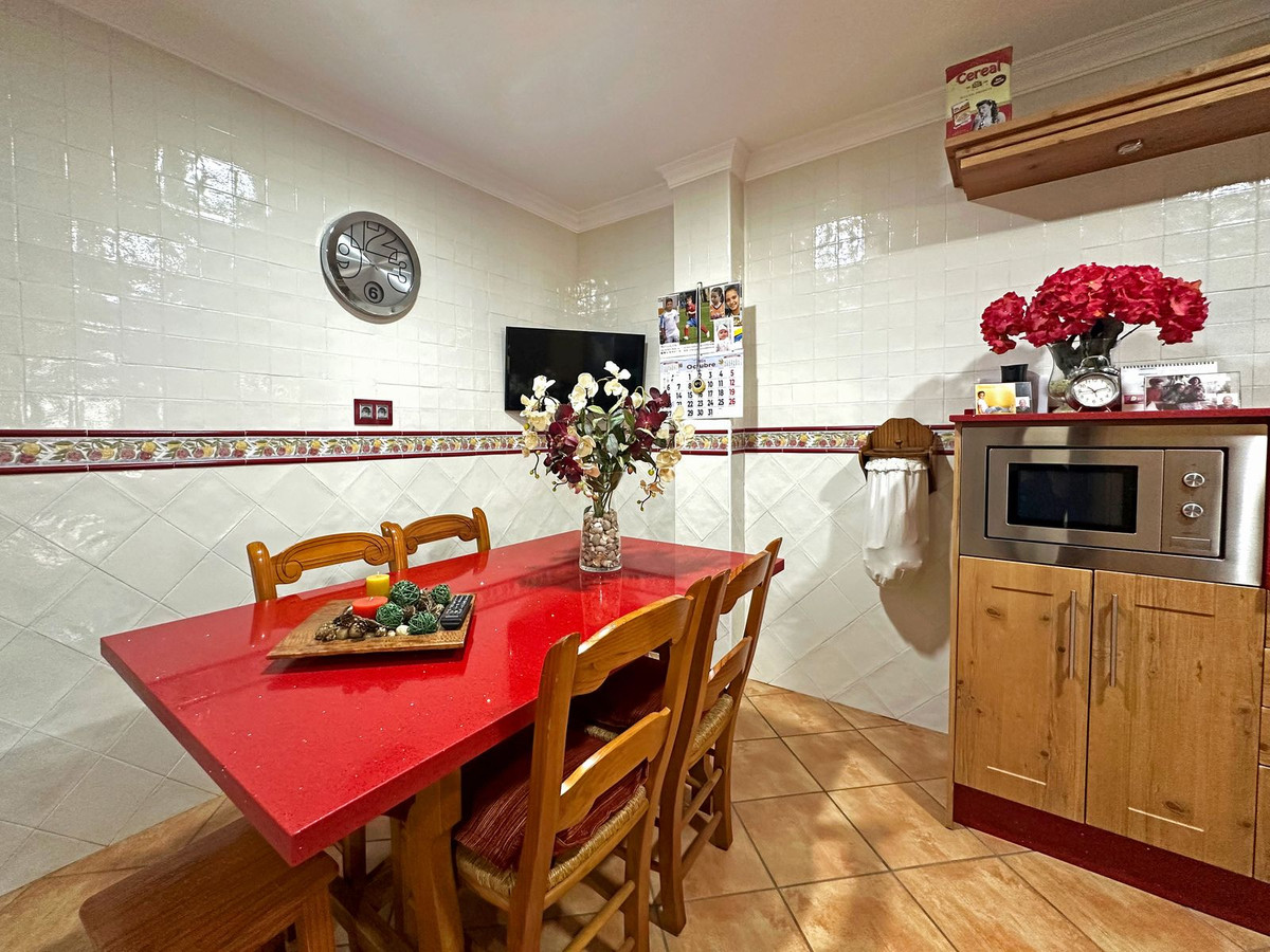 ddc74312444696afb153a747f3bbc9ab - 9