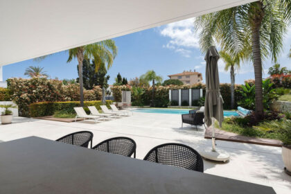 ddf91abc454a5b77038899c504b21776 - 14