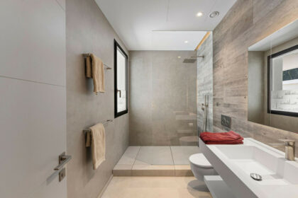 ddf91abc454a5b77038899c504b21776 - 23