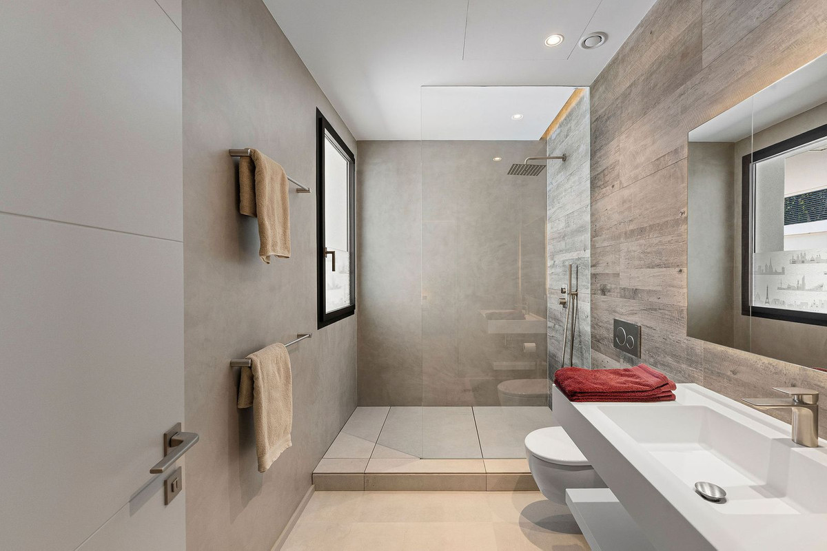 ddf91abc454a5b77038899c504b21776 - 23