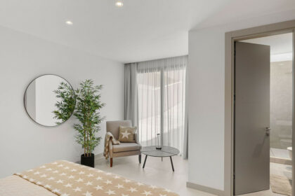 ddf91abc454a5b77038899c504b21776 - 24