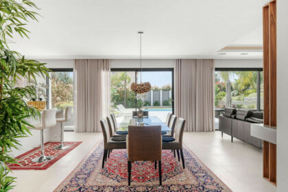 ddf91abc454a5b77038899c504b21776 - 4